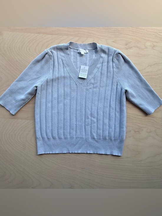 Sweaters - Brit.NY Ribbed v-neck Sweater Lightweight Knit Top Shirt Blue Gray size L NWT